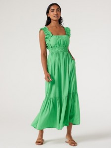 FASHION APPAREL 009